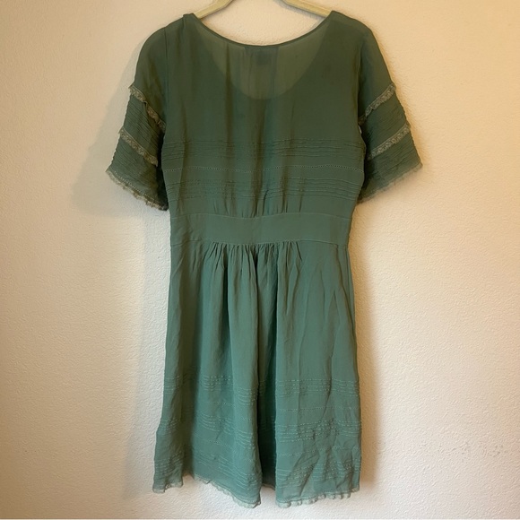 Anthropologie Laced With Grace Sage Green Silk Chiffon Dress Size 6 - Picture 3 of 7